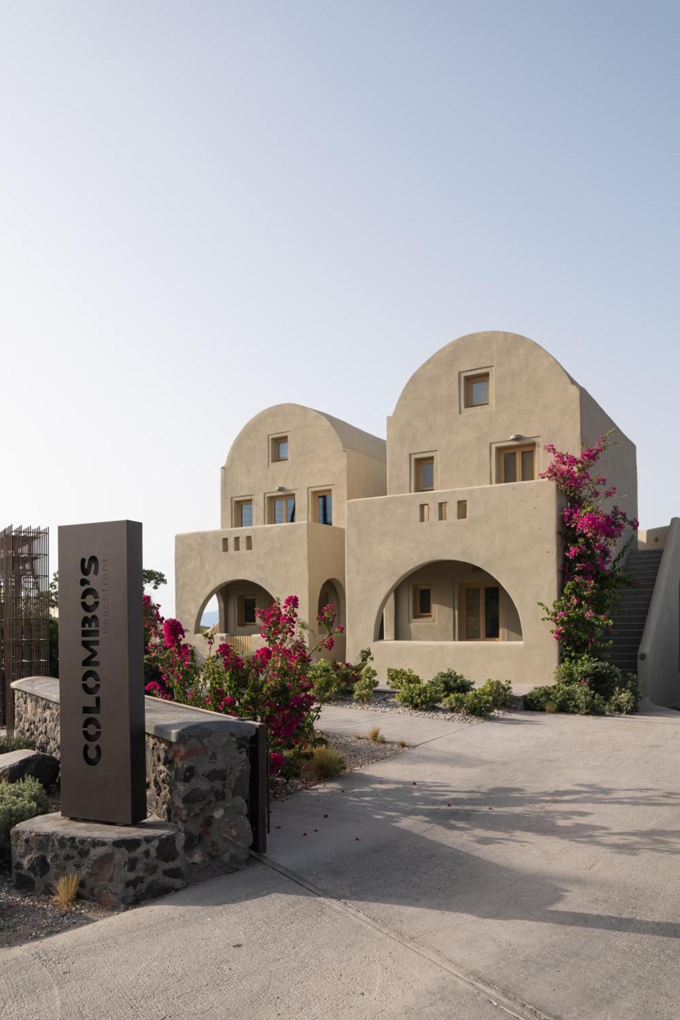 Colombos Beachfront Foinikia  Ngoại thất bức ảnh